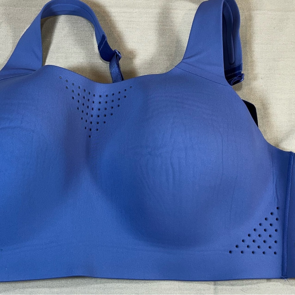 Victoria's Secret Blue performance Bra